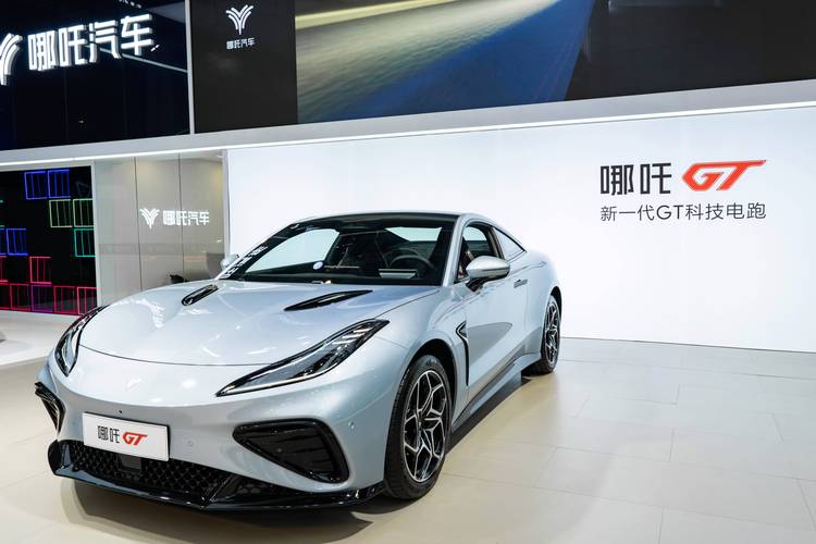 惠州惠东县创时锐企业管理咨询哪吒汽车在智能汽车领域的表现，领途汽车在新能源汽车市场中的影响力